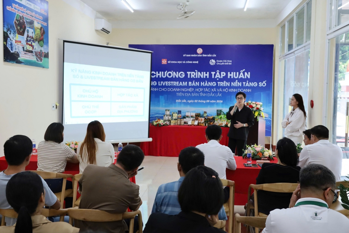 
Đắk Lắk pơtâp pơhrăm “Trong livestream tĕch tơmam lơ̆m kơmăy sô̆