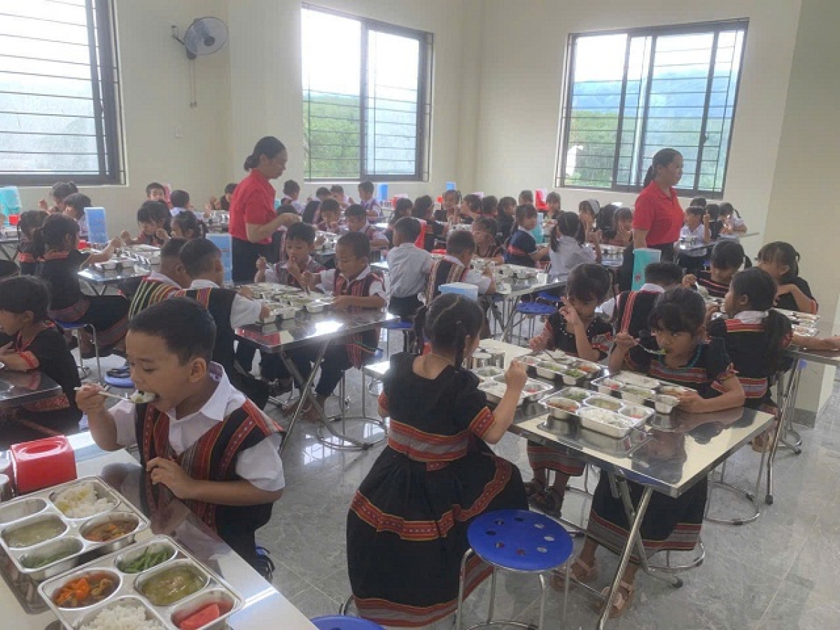 Chôu kâ hmê kơdâi dế dêi hok tro