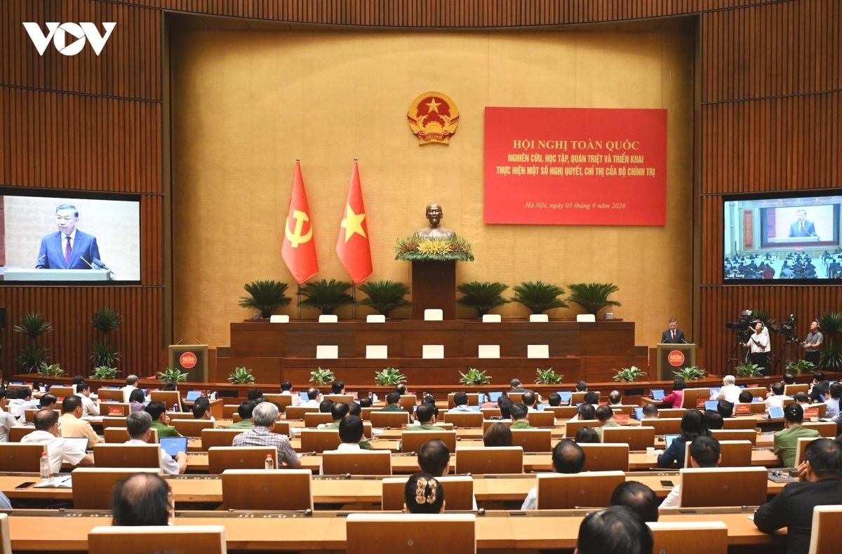Hội nghị toàn quốc nghiên cứu, học tập, quán triệt và triển khai thực hiện một số Nghị quyết, Chỉ thị của Bộ Chính trị diễn ra sáng 3/9