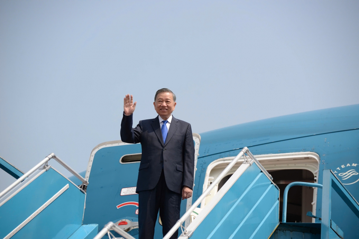 Pôa Tô Tâm, Kăn xiâm pơkuâ hnê ngăn Đảng, Kăn xiâm hnê ngăn tơnêi têa