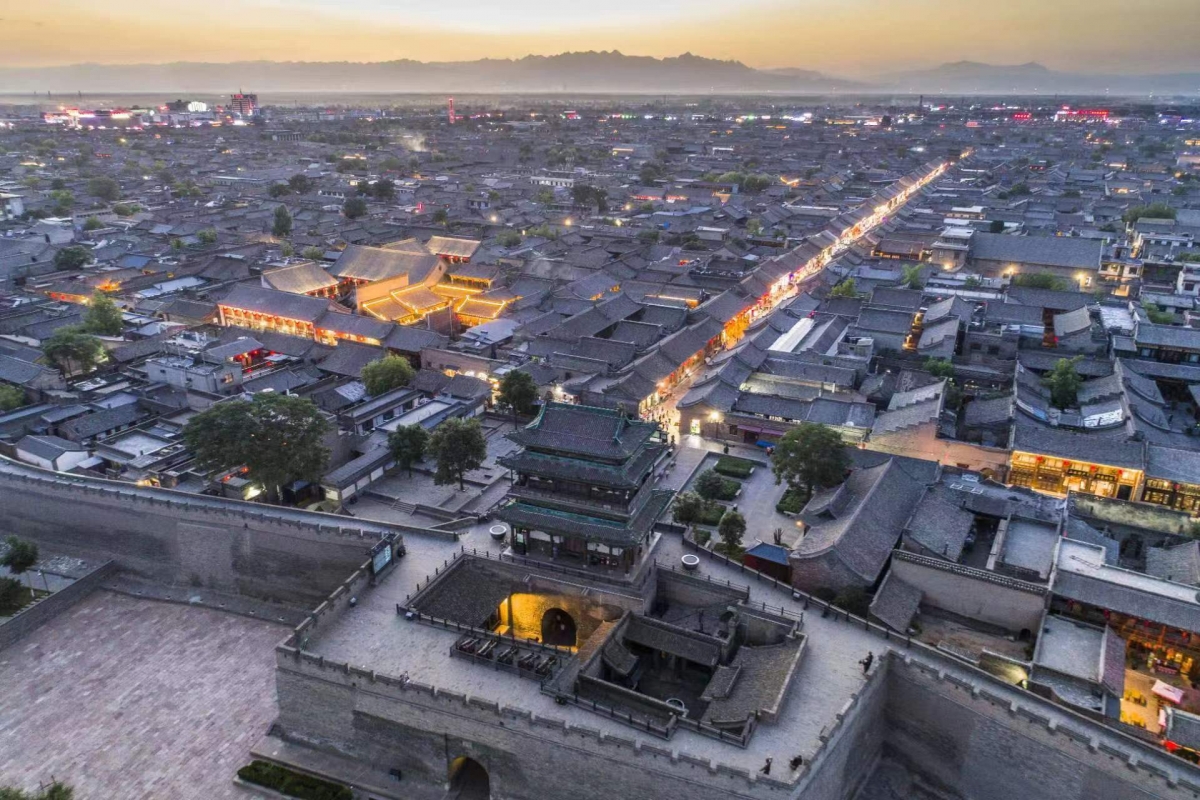 Thành cổ Bình Dao khi lên đèn. Ảnh: Bích Thuận/VOV-Bắc Kinh