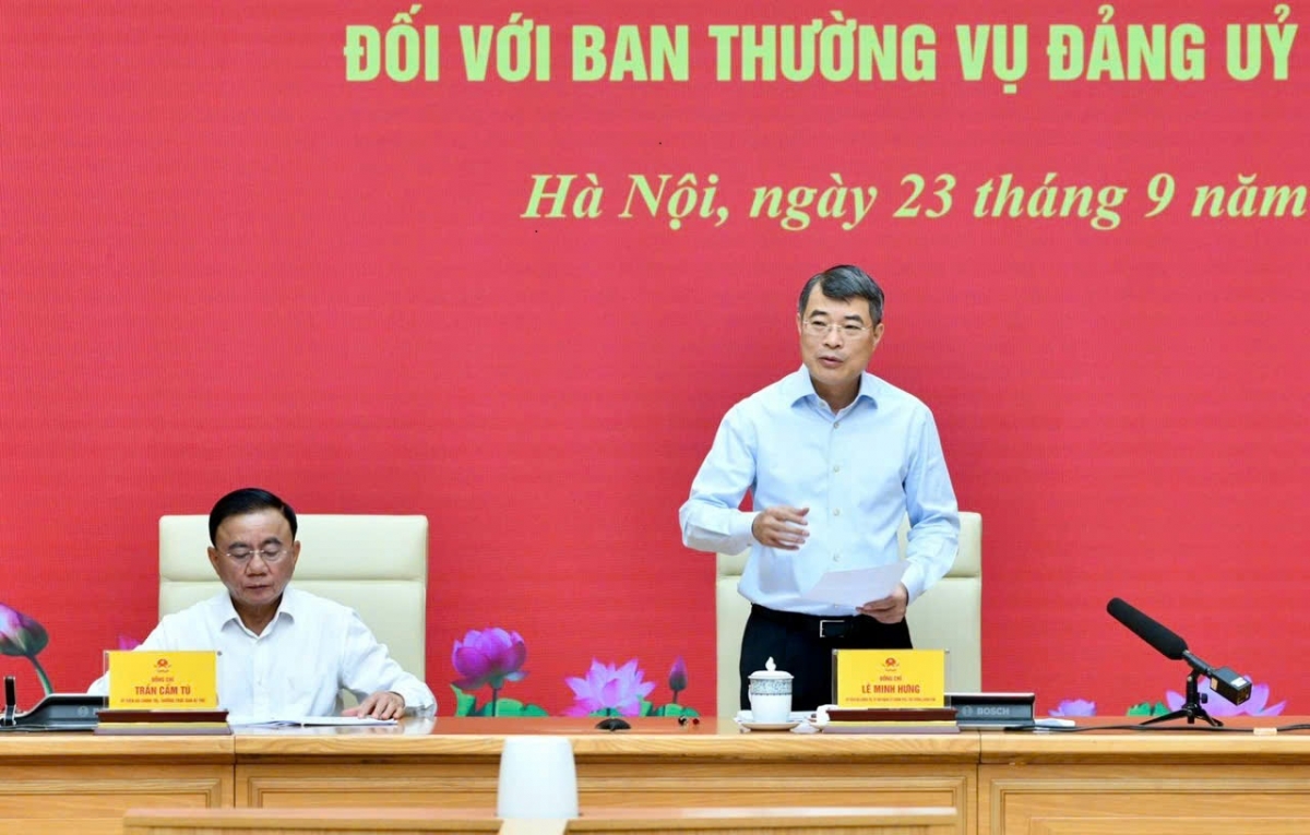 
Thủ tướng Lê Minh Hưng iung pơma pơrô̆ tơ̆ Hop akom.