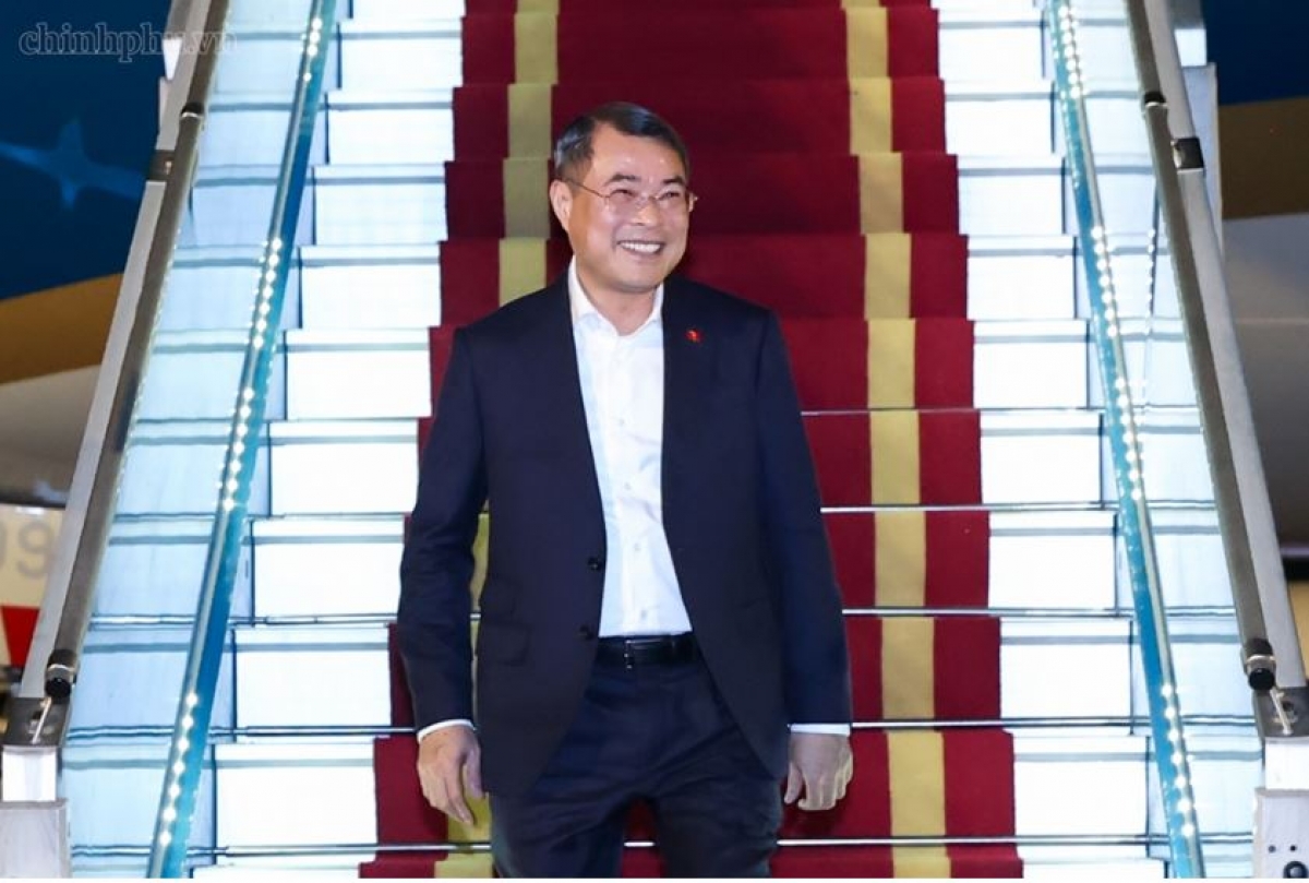 Pôa Lê Minh Hưng, Ngế pro xiâm hnê ngăn Chin phuh vêh troh Hà Nội