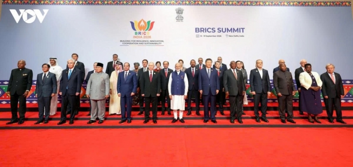 Tại Thủ đô New Delhi, Ấn Độ, Thủ tướng Lê Minh Hưng đã tham dự và có phát biểu quan trọng tại Hội nghị thượng đỉnh BRICS lần thứ 18 với chủ đề “Tự cường, đổi mới sáng tạo, hợp tác và phát triển bền vững