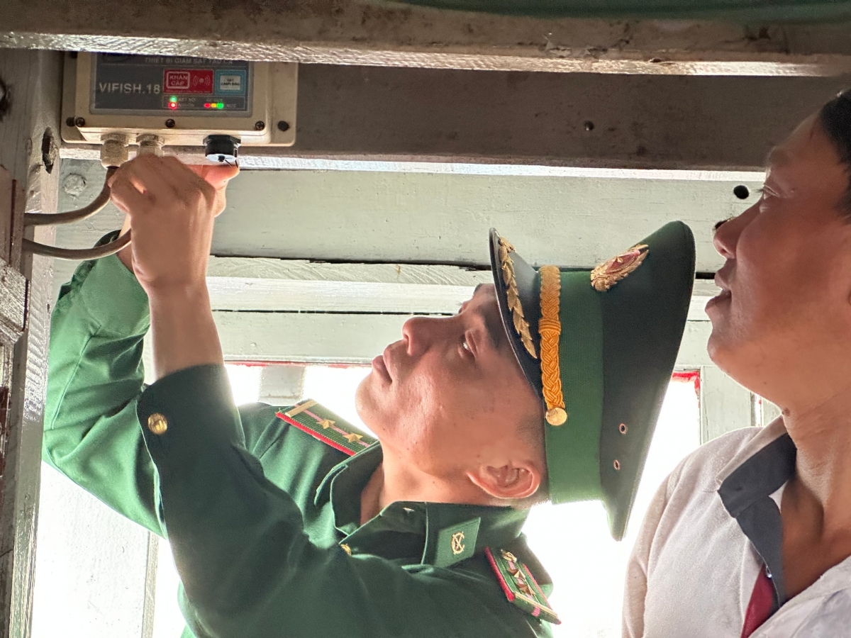 Anih sền gròi Mpồl ling sền gàr tiah nhàr lơgar Đà Rằng lòt sền phan jăt sền gùng lòt tàm ơhò lơh ka