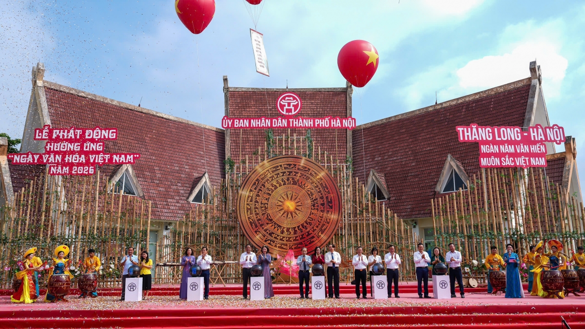 Các đại biểu tham gia Lễ phát động hưởng ứng Ngày Văn hóa Việt Nam tại Hà Nội. Ảnh Duy Khánh