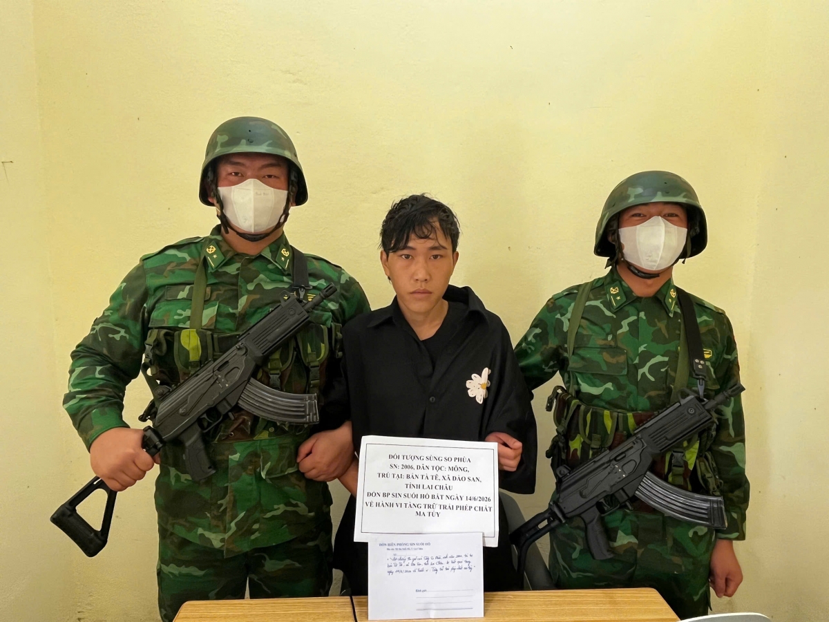 Đồn Biên phòng Sin Suối Hồ bắt giữ đối tượng tàng trữ trái phép chất ma túy (Ảnh: BĐBP Lai Châu)