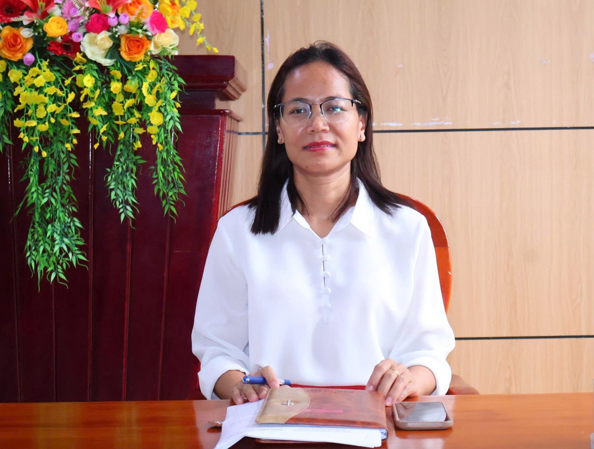 Bà Ka Rinh Mộc Miên, Phó Bí thư Đảng ủy xã Bến Giằng (Ảnh: Tuyết Lê)