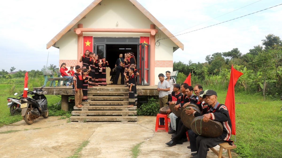 
Đắk Lắk ‘măn vă jê̆ 186 ti hlak jên vă atŏk tơiung tơdrong joh ayŏ kơ dŏ xoang