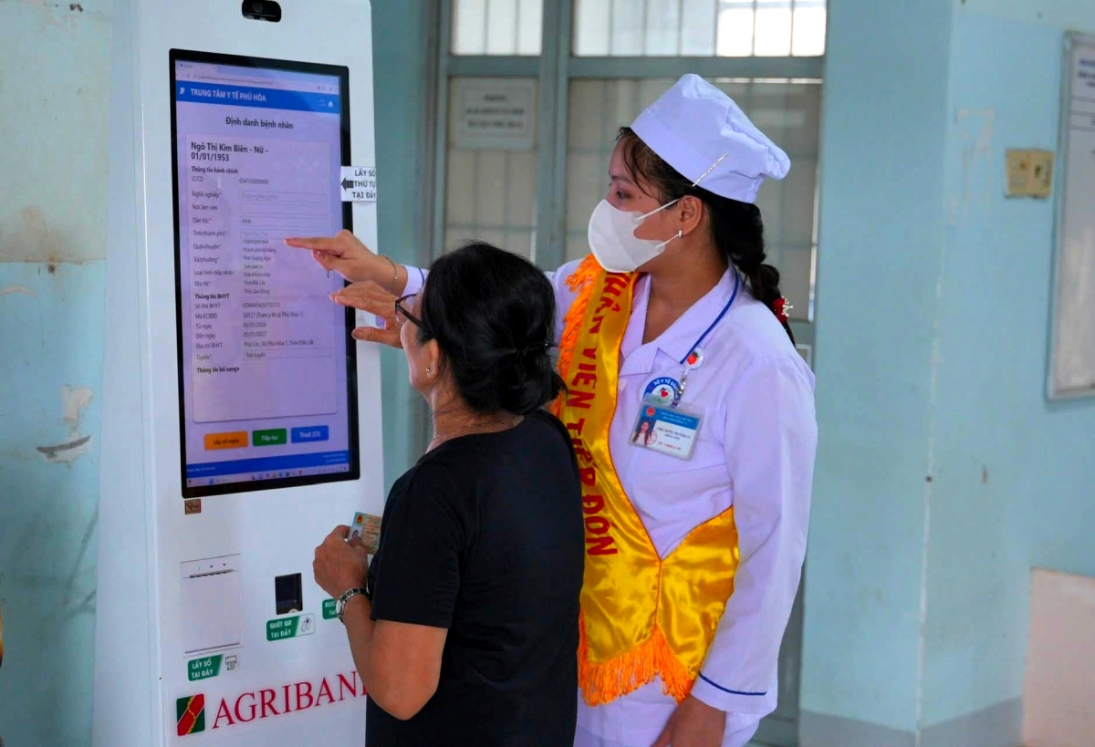 Kiosk pơgang hơgei ‘măn tơ̆ hơnih sơng tơmoi kơ Anih jang pơgang Phú Hòa, xăh Phú Hòa 1