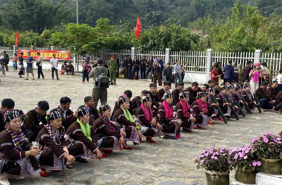 Bản Thẳm, xã Khun Há rộn ràng trong ngày hội văn hóa, nơi đồng bào Lự giới thiệu những phong tục, tập quán và giá trị truyền thống được gìn giữ qua nhiều thế hệ. (Ảnh: Khắc Kiên)