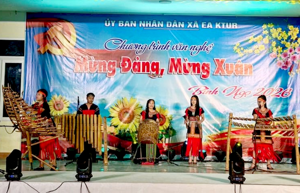 Đội cồng chiêng buôn Kram, xã Ea Ktur, tỉnh Đắk Lắk duy trì hoạt động tập luyện và biểu diễn trong nhiều chương trình ở cơ sở. (Ảnh: H Xíu)
