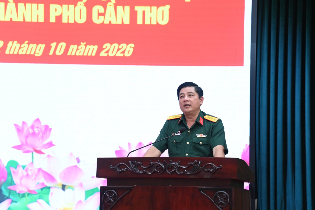 Đại tá Phạm Ngọc Quang, Chính ủy Bộ Chỉ huy Quân sự thành phố Cần Thơ phát biểu (Ảnh: Phạm Hải)