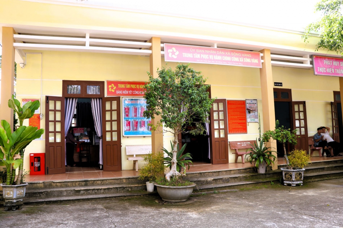 Trung tâm phục vụ hành chính công xã Sông Vàng.(Ảnh: Vinh Thông)