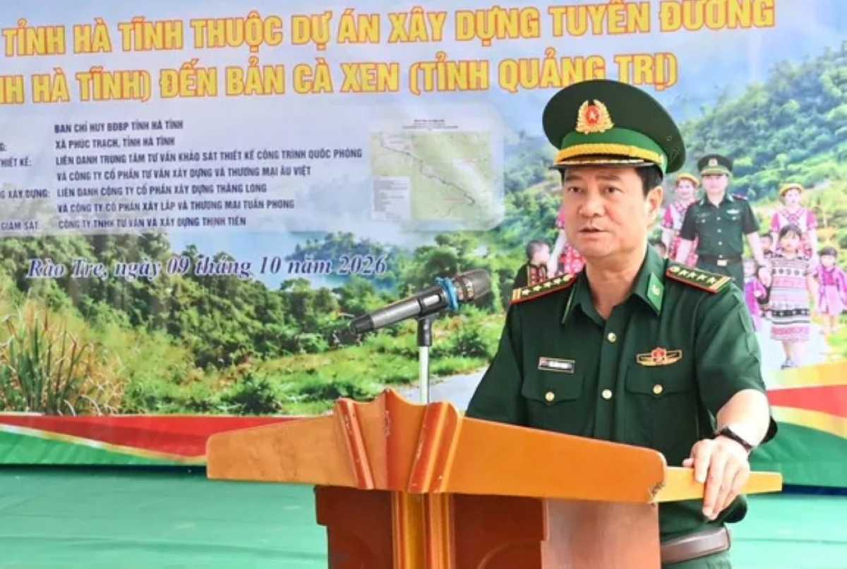 Đại tá Bùi Hồng Thanh - Chỉ huy trưởng Ban Chỉ huy Bộ đội Biên phòng tỉnh Hà Tĩnh phát biểu tại buổi lễ 