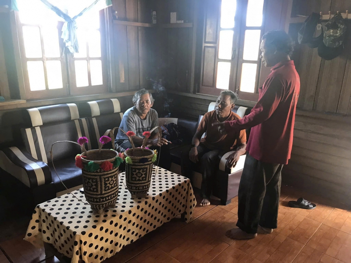 Hơkă (rô) rup hơmâo ƀing drah djuai ania K’Ho hor gui biă