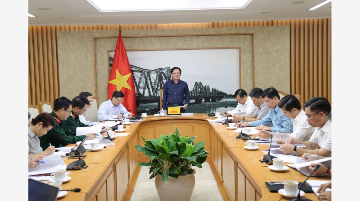 Pôa Hồ Quốc Dũng, Phŏ Ngế pro xiâm hnê ngăn Chin phuh pơkuâ rôh hôp