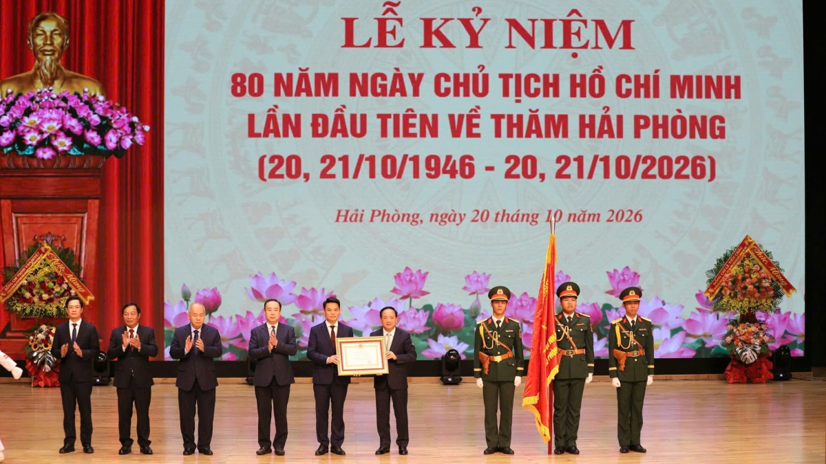 Ƀòn dờng Hải Phòng tơnkah 80 nam Ngai Wa Hồ dơ̆ sơnrờp tus còp