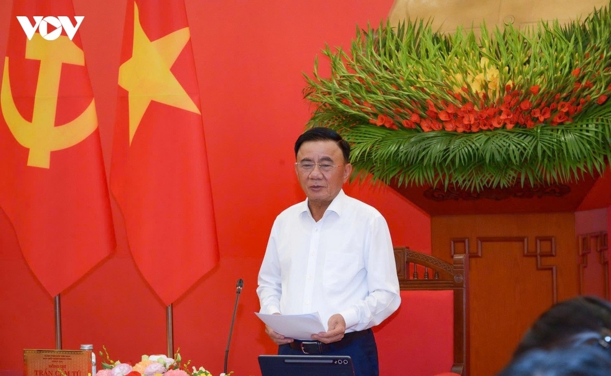 Đồng chí Trần Cẩm Tú, Ủy viên Bộ Chính trị, Thường trực Ban Bí thư phát biểu tại hội nghị giao ban quý III năm 2026