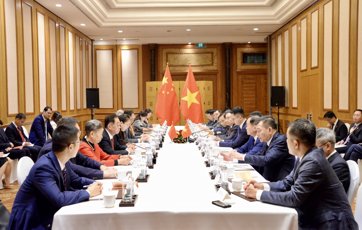 Ồng Trần Thanh Mẫn, Chủ tịch Quốc hội wă mpồl ală cau geh bồ tơngoh bơsram sră git gơp lơh bơyô lơgar Lo