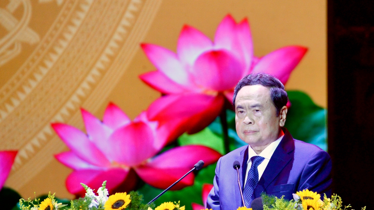 Kruanh Quốc hội Trần Thanh Mẫn ntoh ngơi ta nar ƀư
 