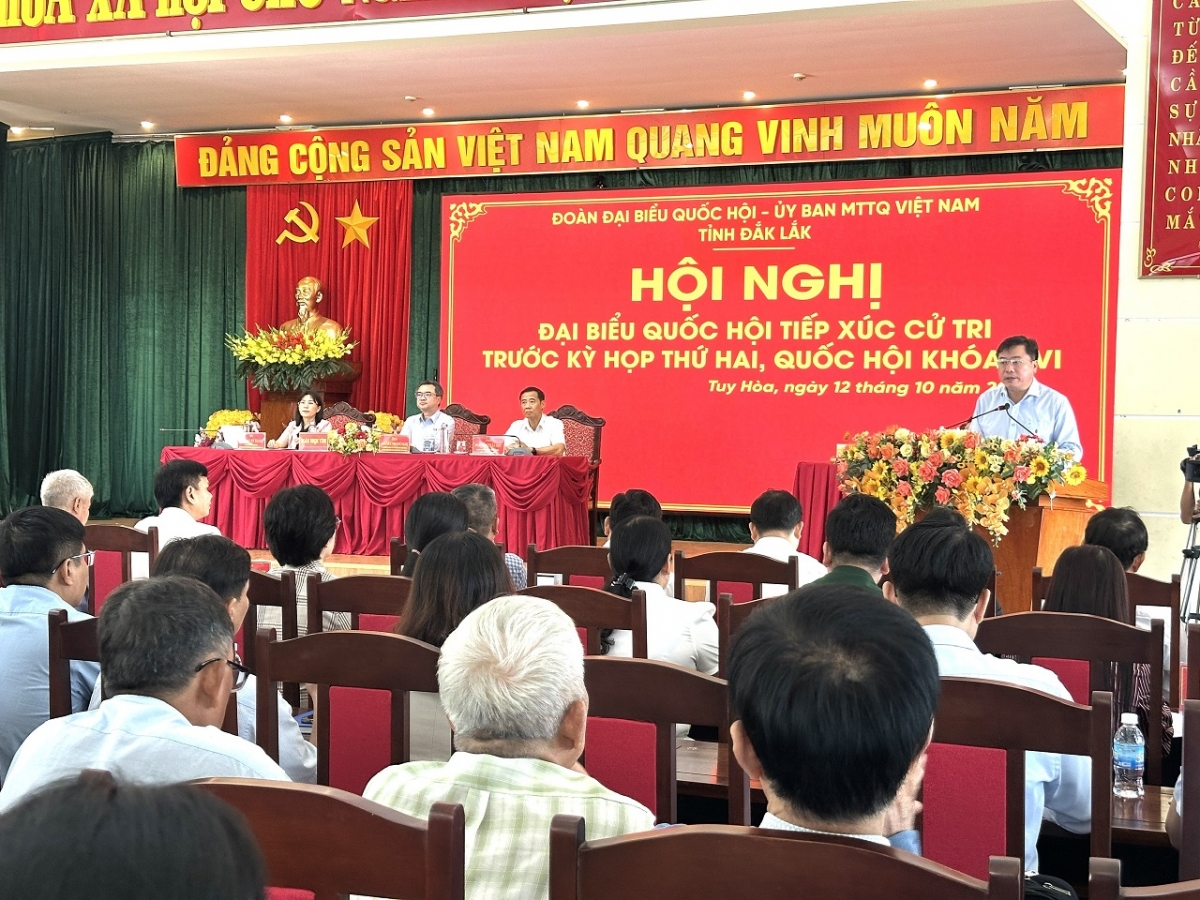 Mông jơnum bưp mơnuih ƀôn sang ruah khua