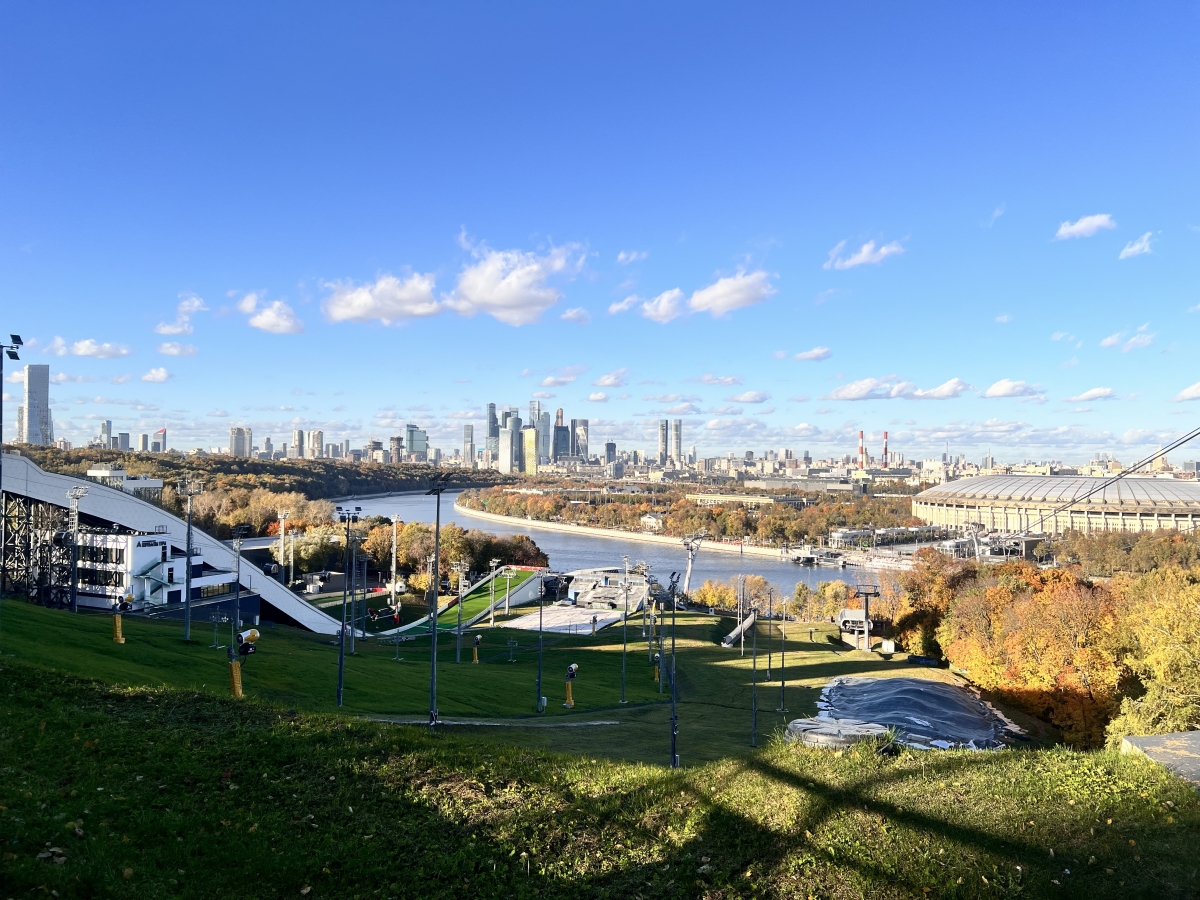 Quang cảnh Moscow từ Đồi chim sẻ. (Ảnh: Minh Phượng/TT Nga)