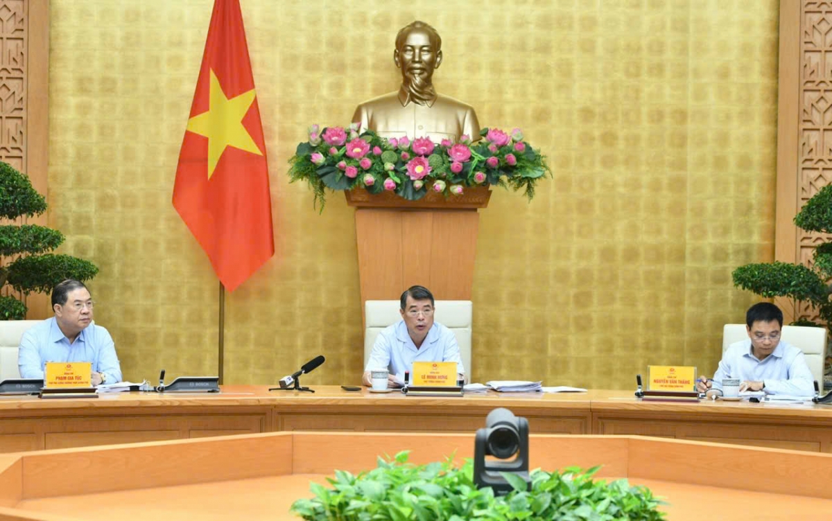 Khua knŭk kna Lê Minh Hưng gĭt gai Klei bi kƀĭn.
