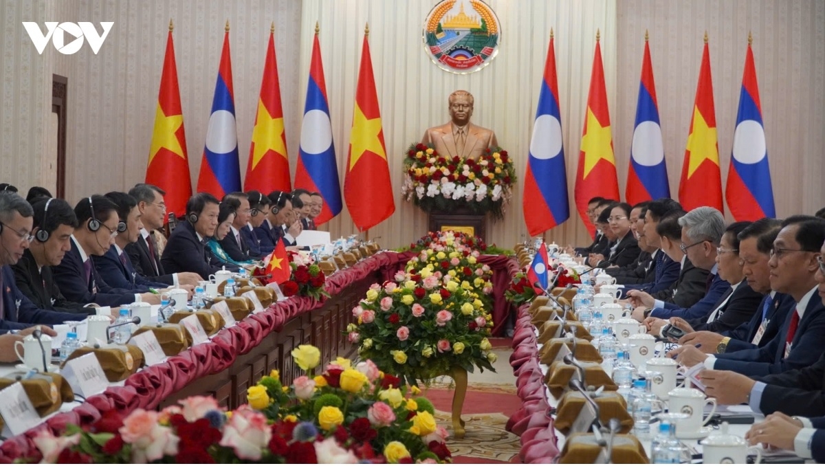 Mông jơnum pơtom hiăp