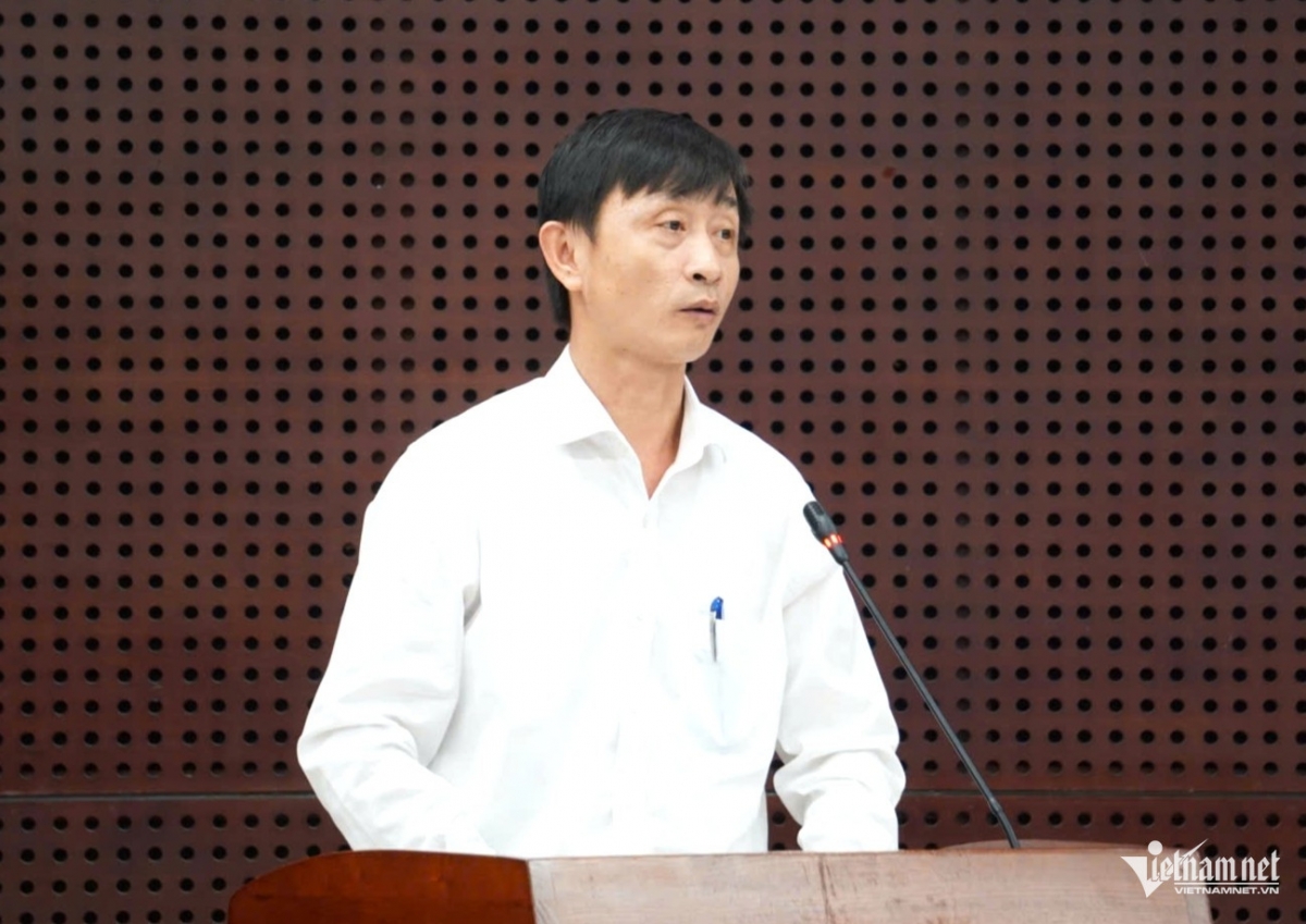 Ông Trương Hồng Giang thông tin tại buổi họp báo